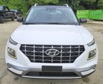 Used 2022 Hyundai Venue Limited image 3