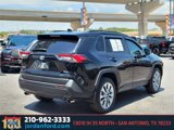 Used 2022 Toyota RAV4 XLE Premium image 5