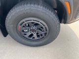 New 2025 Nissan Frontier PRO-4X w/ Pro Convenience Package image 4