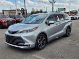 New 2025 Toyota Sienna Platinum image 3