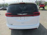 New 2025 Chrysler Pacifica Pinnacle image 4