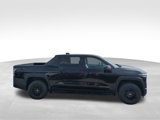 New 2025 Chevrolet Silverado EV LT image 5