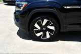 Used 2024 Volkswagen Atlas Cross Sport SE image 4