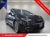 Used 2024 Chrysler Pacifica Limited image 2