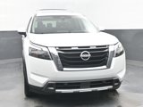 New 2025 Nissan Pathfinder Platinum image 2