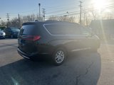 Used 2022 Chrysler Pacifica Touring-L image 2