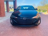 Used 2020 Hyundai Elantra SE w/ Winter Weather Package image 2