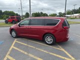 New 2025 Chrysler Pacifica Select image 6
