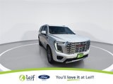 Used 2025 GMC Yukon XL Denali w/ Sun & Power Step Package image 3