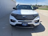 Used 2023 Ford Explorer Limited image 2