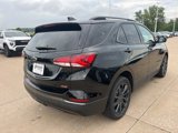 Used 2022 Chevrolet Equinox RS w/ LPO, Floor Liner Package image 4