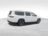 Used 2024 Jeep Wagoneer L Series III w/ Premium Group I image 3
