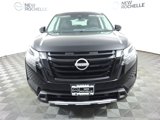 New 2025 Nissan Pathfinder SL image 2