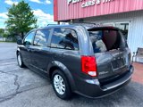 Used 2018 Dodge Grand Caravan SXT image 3