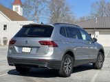 Used 2020 Volkswagen Tiguan SE image 5