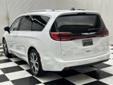 New 2025 Chrysler Pacifica Pinnacle image 5