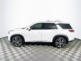 New 2025 Nissan Pathfinder Platinum image 4