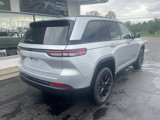 New 2025 Jeep Grand Cherokee Laredo image 3