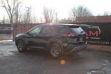 Used 2022 Nissan Rogue S image 3