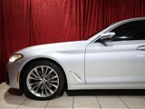 Used 2021 BMW 530i w/ Premium Package image 5