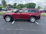 New 2025 Jeep Grand Cherokee L Laredo image 4