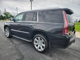 Used 2019 Cadillac Escalade Luxury image 3