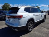 New 2026 Volkswagen Atlas SE image 4