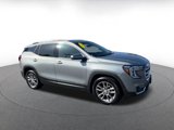 Used 2024 GMC Terrain SLT image 2