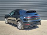 Used 2025 Porsche Cayenne image 3