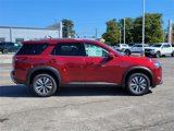 New 2025 Nissan Pathfinder SL image 4