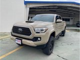 Used 2019 Toyota Tacoma TRD Sport image 2