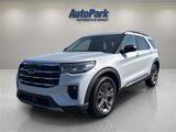 New 2025 Ford Explorer Active image 3