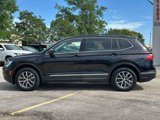 Used 2020 Volkswagen Tiguan SE image 3