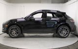 Certified 2025 Porsche Macan image 2