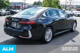 Used 2025 BMW 530i w/ Premium Package image 6