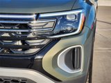 New 2025 Volkswagen Atlas Peak Edition SE image 5