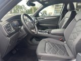 Used 2024 Volkswagen Atlas Cross Sport SE image 5