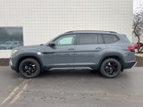 New 2025 Volkswagen Atlas Peak Edition SE image 2