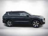 New 2025 Mitsubishi Outlander SE image 2