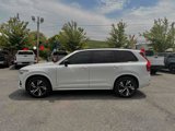 Used 2022 Volvo XC90 T8 R-Design w/ Advanced Package image 4