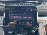 Used 2023 Jeep Grand Cherokee Altitude image 5