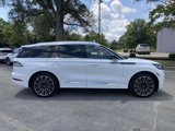 New 2025 Lincoln Aviator Black Label image 2