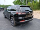 New 2025 Jeep Grand Cherokee Limited w/ Luxury Tech Group II image 4