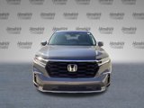 New 2025 Honda Pilot Touring image 2
