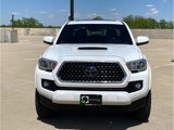 Used 2019 Toyota Tacoma TRD Sport image 2