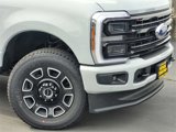 New 2025 Ford F250 Platinum image 3