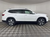 New 2025 Volkswagen Atlas SEL image 2