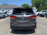 Used 2018 Toyota Highlander XLE image 6