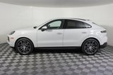 Used 2025 Porsche Cayenne Coupe image 2