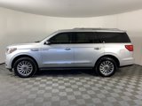 Used 2018 Lincoln Navigator Premiere image 6